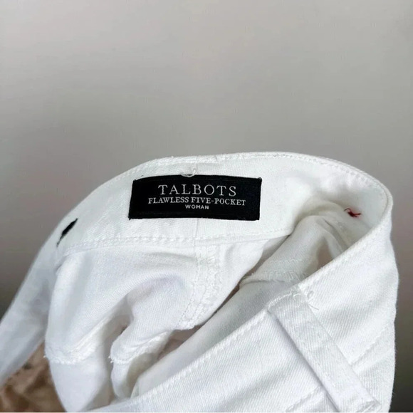 Talbots Womens Size 18W Crop Flawless Five Pocket Boyfriend Jean Short - Picture 9 of 15